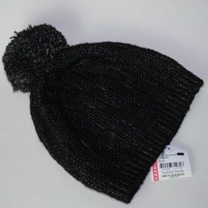 SOLD…..NWT Women's Rebecca Minkoff Black Textured Knit Pom Beanie One Size